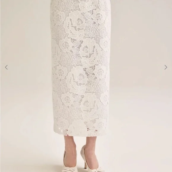 Scanlan Theodore Lace Skirt - Picture 3 of 3